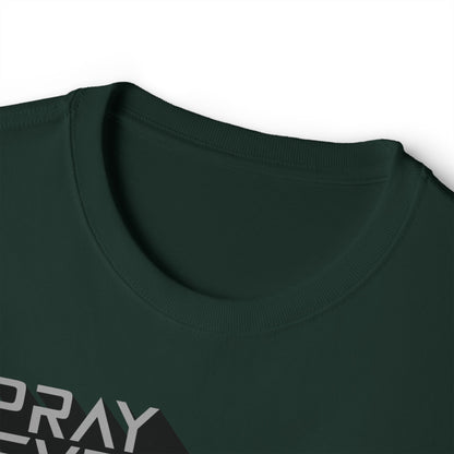 Pray Everyday – Oversized White Letter Box Graphic T-Shirt