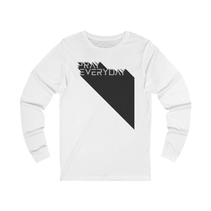 Pray Everyday - Women's Graphic Long Sleeve Tee BC3501