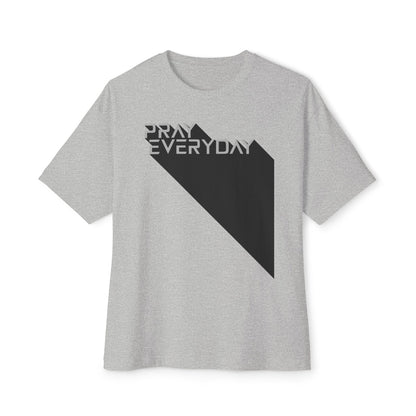 Pray Everyday – Oversized White Letter Box Graphic T-Shirt
