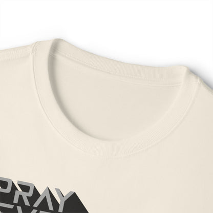 Pray Everyday – Oversized White Letter Box Graphic T-Shirt
