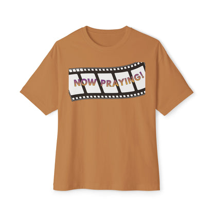 NOW PRAYING Tee – Oversized Box Graphic T-Shirt