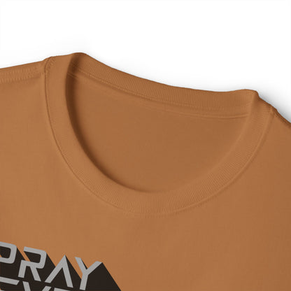 Pray Everyday – Oversized White Letter Box Graphic T-Shirt